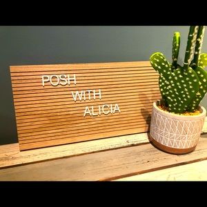 Meet your Posher, Alicia